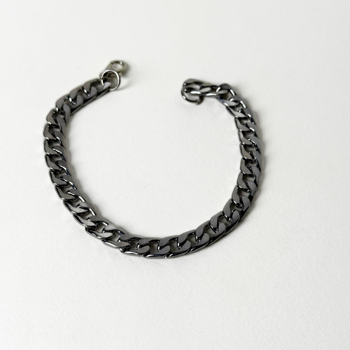 Bold Bracelet For Mens & Womens With Free Home Delivery